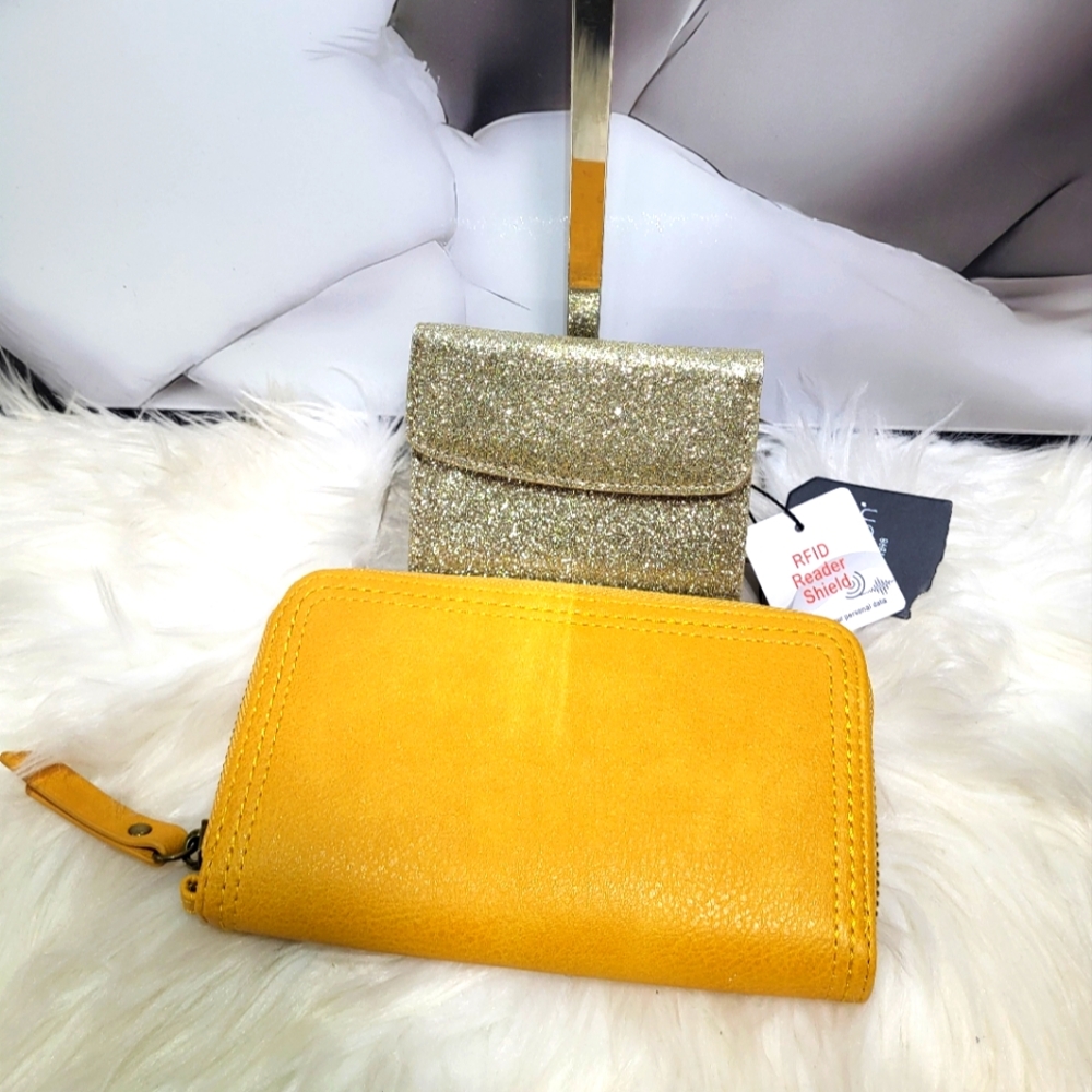 Julia Buxton RFID reader shield wallet